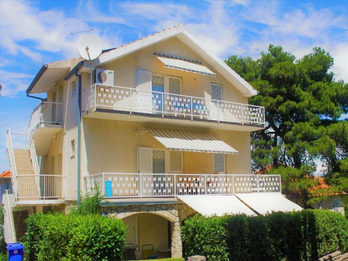 Apartmani Lucia Biograd Weißenburg Exterior foto