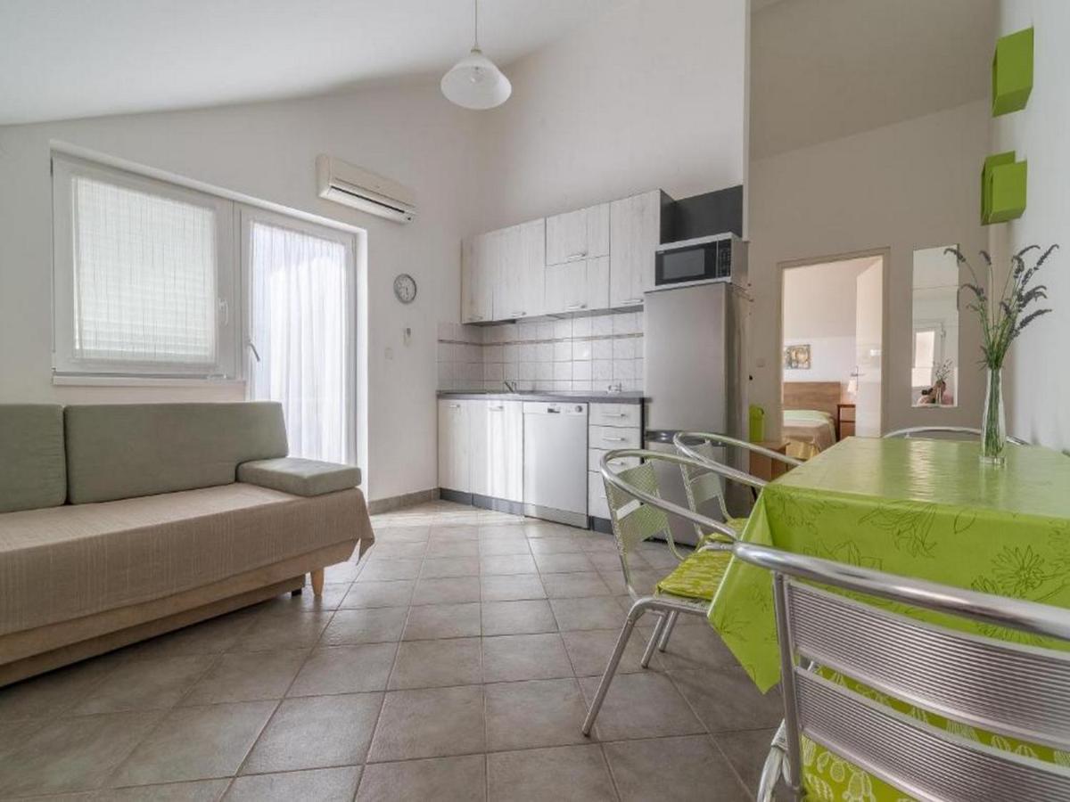 Apartmani Lucia Biograd Weißenburg Exterior foto