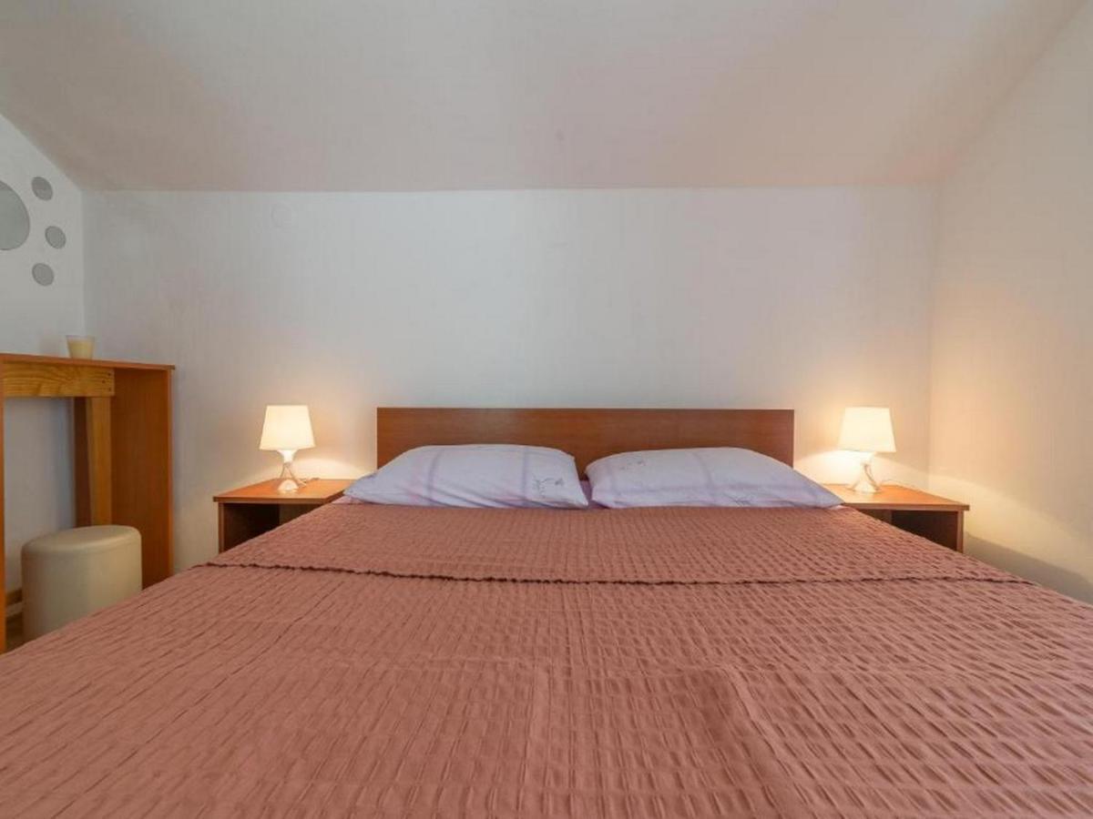 Apartmani Lucia Biograd Weißenburg Exterior foto