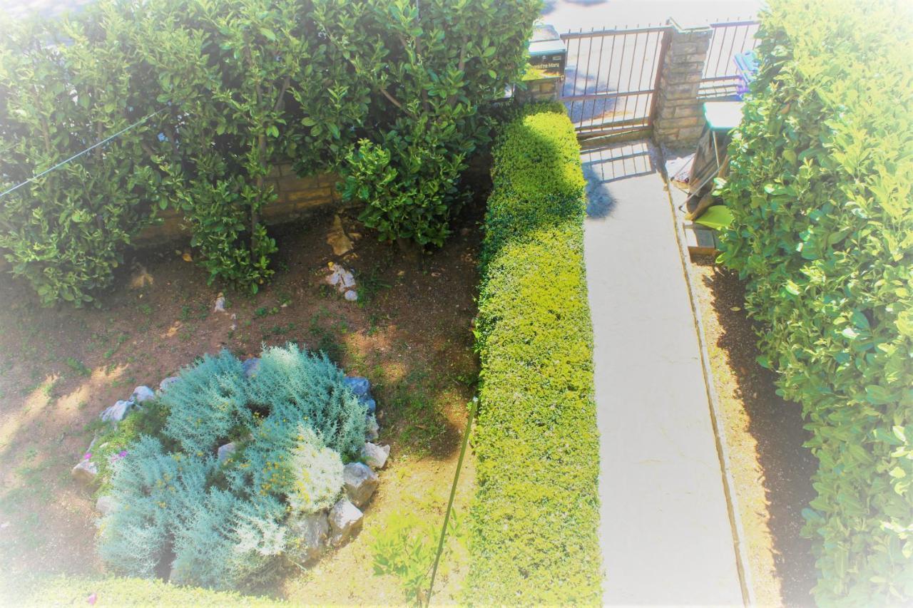 Apartmani Lucia Biograd Weißenburg Exterior foto