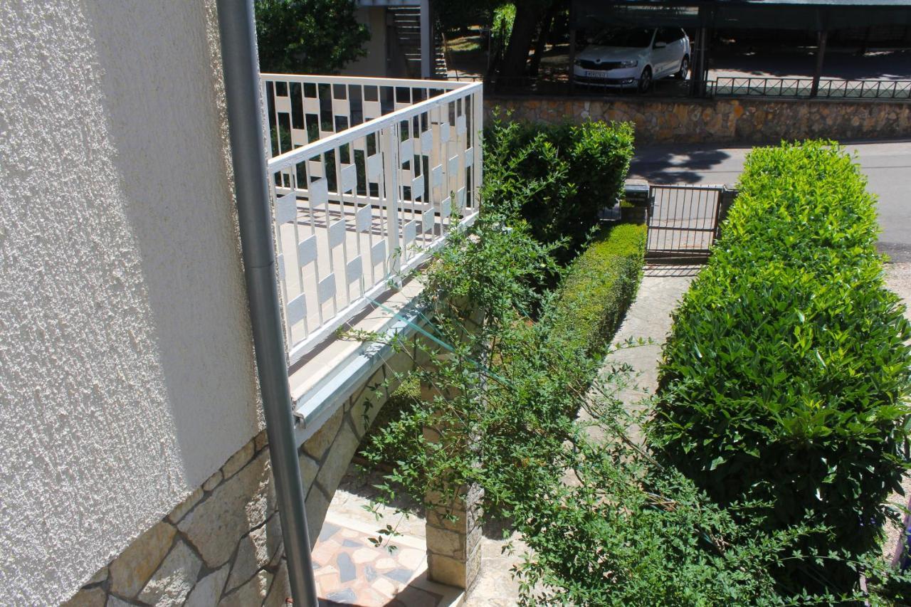 Apartmani Lucia Biograd Weißenburg Exterior foto