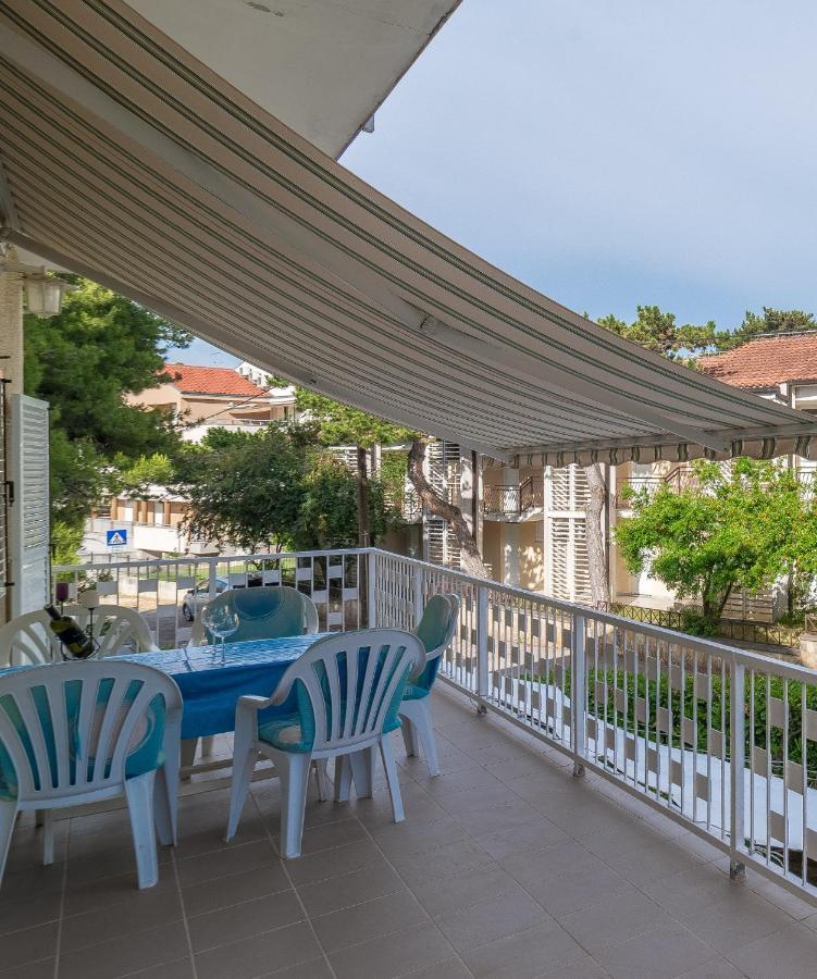 Apartmani Lucia Biograd Weißenburg Exterior foto