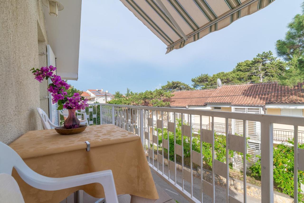 Apartmani Lucia Biograd Weißenburg Exterior foto