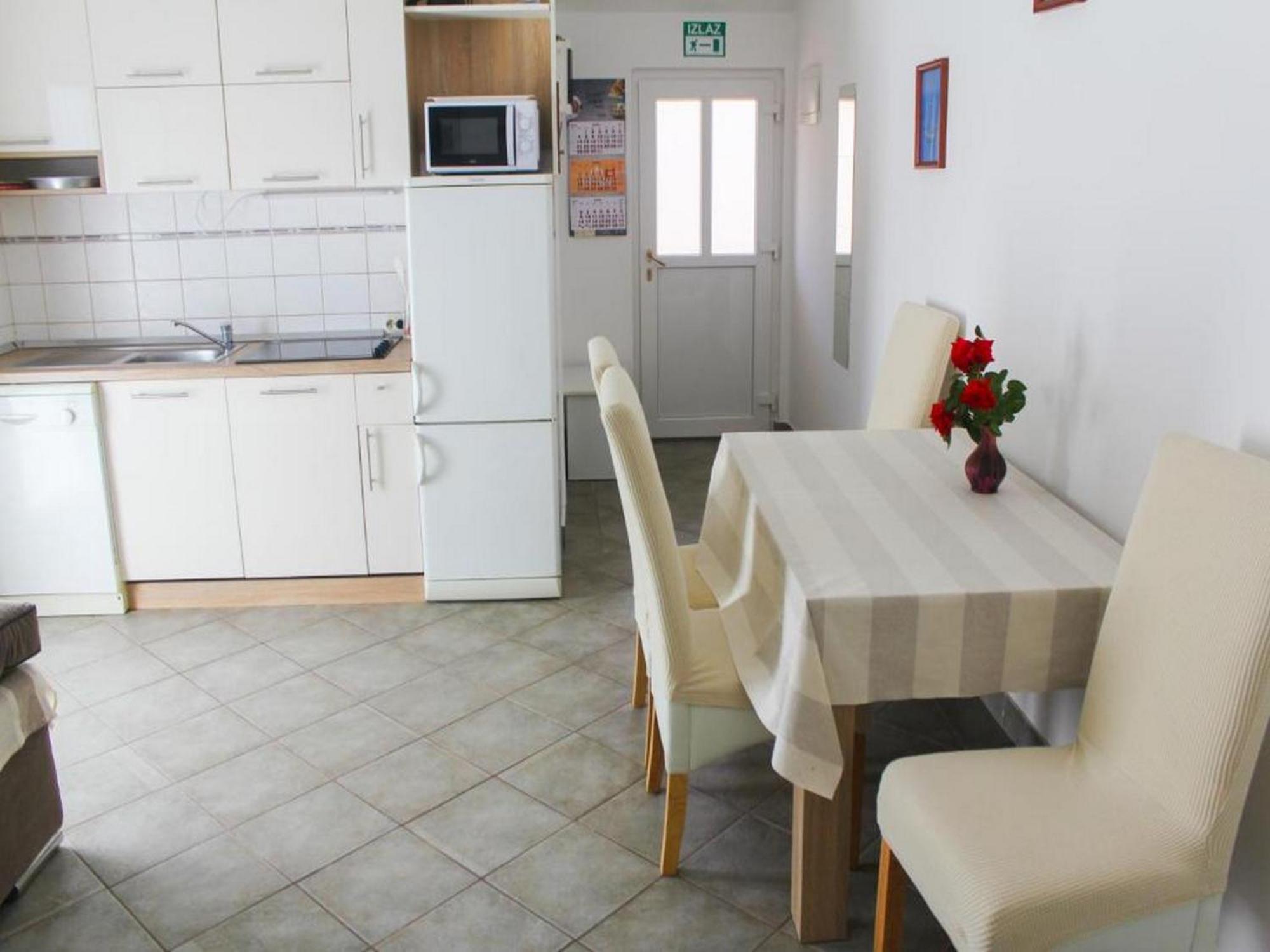 Apartmani Lucia Biograd Weißenburg Zimmer foto