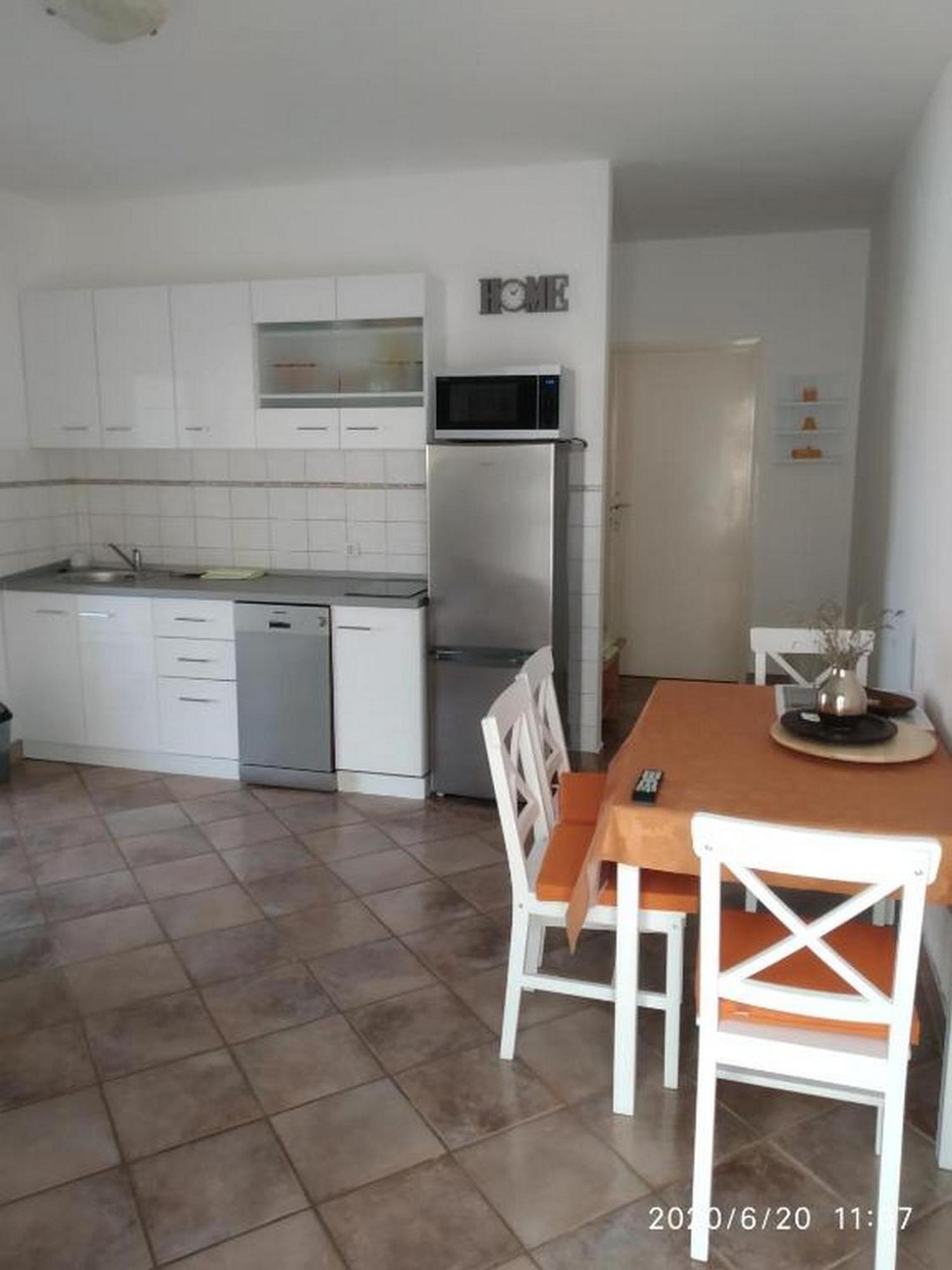 Apartmani Lucia Biograd Weißenburg Zimmer foto